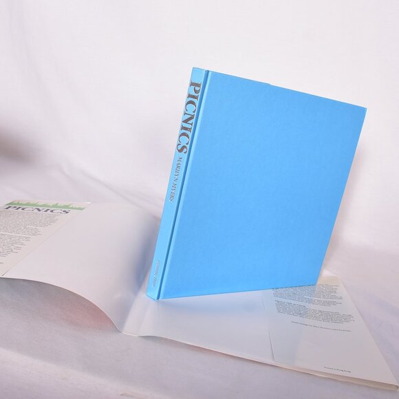 Picnics, Outdoor Dining Book, by Marilyn Myers, Tiffany Blue Colored Cookbook - Picture 10 of 10